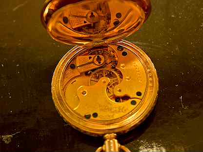 Авито позолоченные часы. Часы 1888 года Neva.