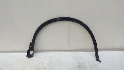 Накладка арки крыла передняя левая VW Tiguan 2
