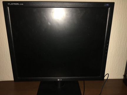 Монитор LG flatron L1918S