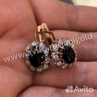 Золотые серьги