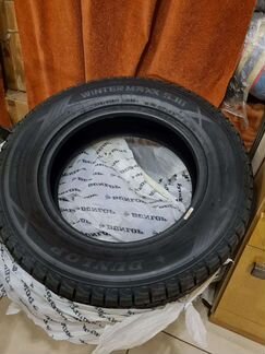 Зимняя резина Dunlop Winter Maxx Sj8 235/65R17 108