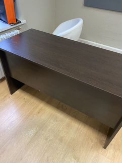 Письменный стол