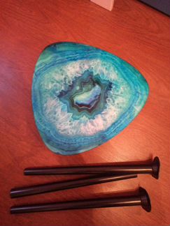 Стол с ножками