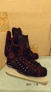 Мужские хоккейные коньки oxelo р. 44