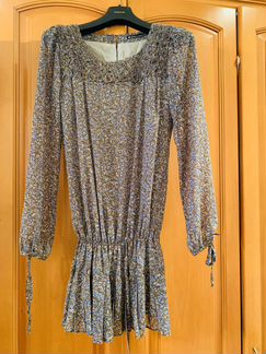 Платье в цветочек на подкладке S