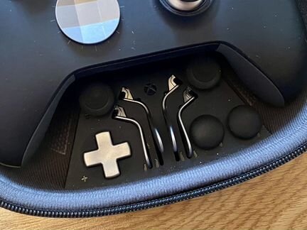 Xbox Elite Controller Series 1 в отличном состояни