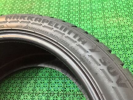 Зимние шины R20 275 40 20 шипы Nokian новые