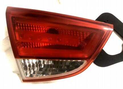 Фонарь задний левый внутренний Hyundai IX35