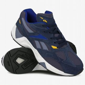 Новые, замшевые кроссовки reebok aztrek 96