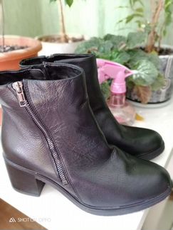 Ботинки Tamaris новые кожаные