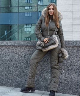 Зимний комбинезон+рукавички+сумка