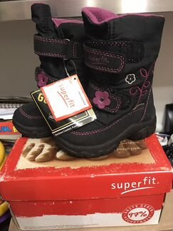 Сапоги на девочку,фирма Superfit