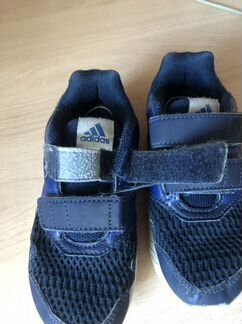 Кроссовки adidas