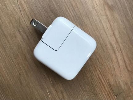 Зарядка для iPhone