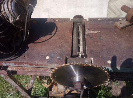 Распилочный станок