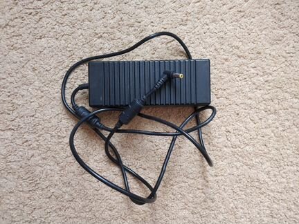 Блок питания 19V/6.3A