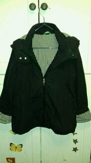 Ветровка Benetton