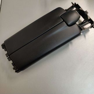 Подлокотник на Мерседес W212 (Черный)