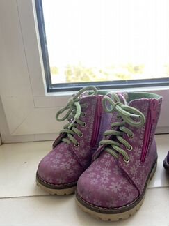 Ботинки на девочку демисезонные и зимние