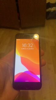 Телефон iPhone 7 32гб
