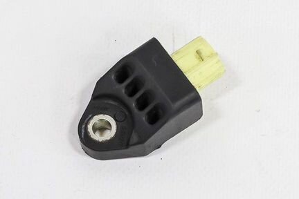 Датчик удара Toyota Camry