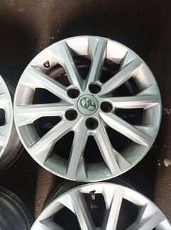 Диски бу оригинал R16 P на Toyota