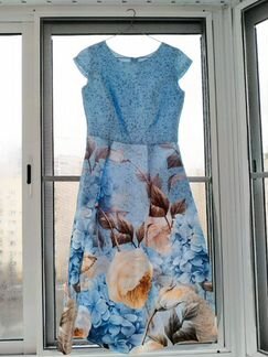 Нежное платье для праздников
