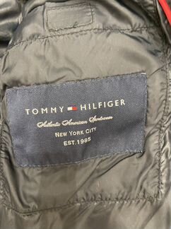 Пуховик б/у и новая шапка Tommy Hilfiger