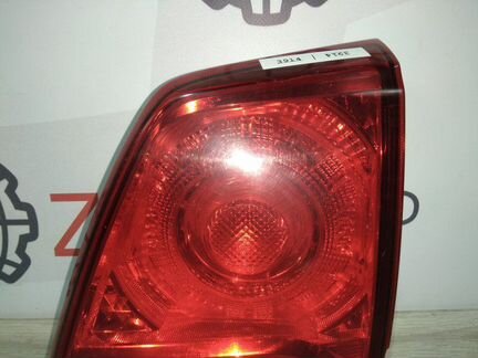 Фонарь правый внутренний Toyota Land Cruiser J200