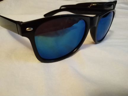 Новые солнцезащитные очки (женские)