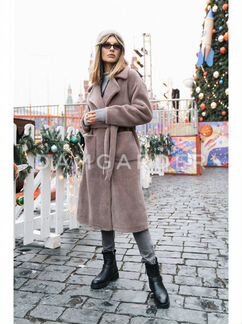 Шуба новая удлинённая с поясом и карманами