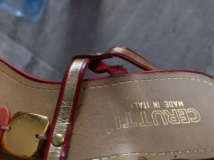 Босоножки на танкетке Италия