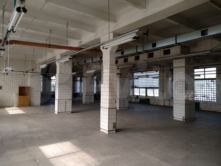 Сдам помещение свободного назначения, 1500 м²