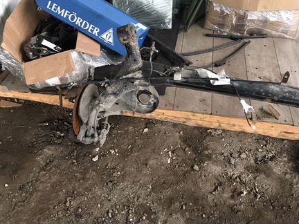 Задняя балка Тойота Аурис Toyota Auris