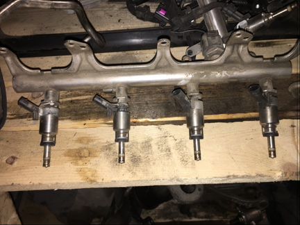 Форсунка топливная 06H906036G для ауди А4 А5 ку5