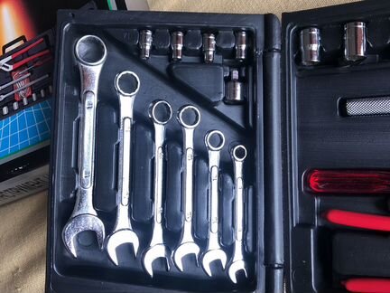 Профессиональный инструмент из 40 частей