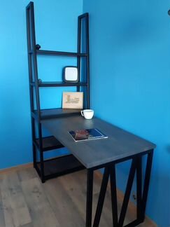 Стол-стелаж