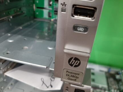 HP DL380p G8 12xLFF 2x 3.3 GHz /128GB/2x460WT