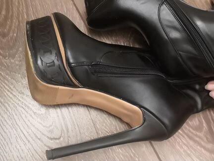 Ботфорты Casadei