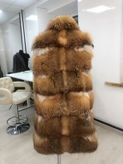 Меховая жилетка