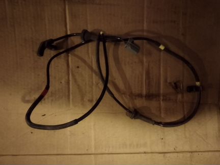 Датчик абс задний левый Volvo хс90 хс70 S60 S80