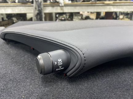 Козырёк приборной панели Lexus LS 55401-50380