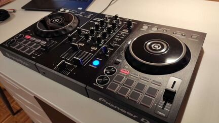 Dj контролер Pioneer DDJ-400