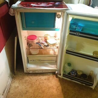 Холодильник Саратов на запчасти