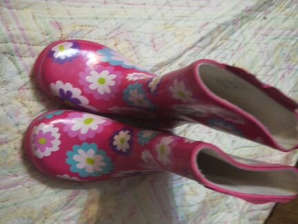 Резиновые сапоги новые 30р и б/у 31