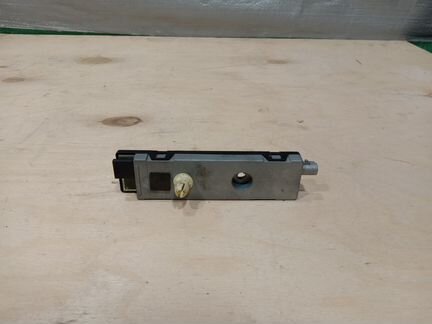 Усилитель антенны AM FM Mercedes Benz W212 E212