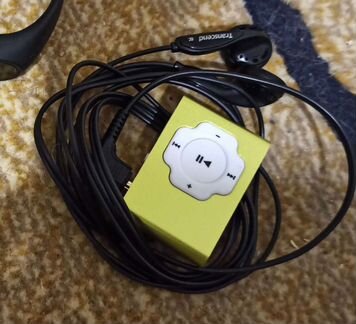 Плеер и наушники transcend