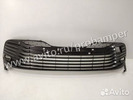 Решетка Toyota Camry V70 (18-г)