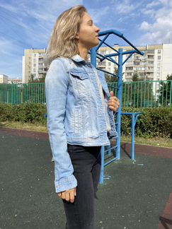Джинсовая куртка женская