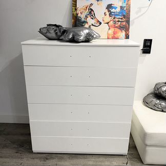 Комод в идеальном состоянии